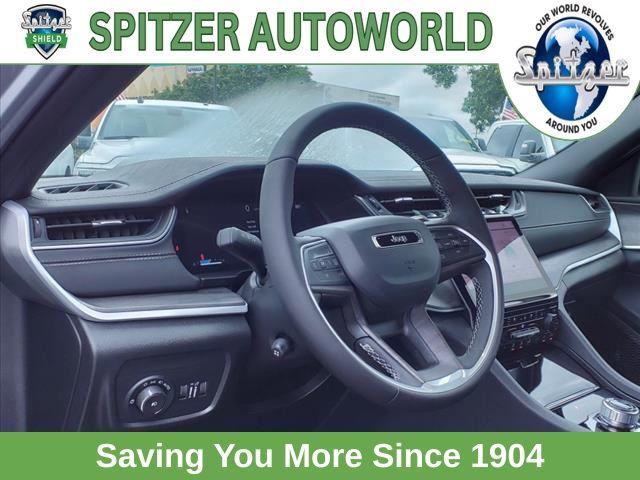 2025 Jeep Grand Cherokee GRAND CHEROKEE L LIMITED 4X2