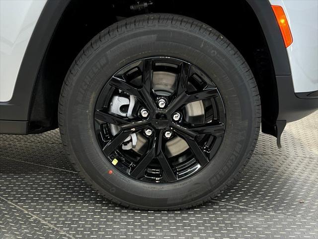 New 2025 Jeep Grand Cherokee Altitude X New 2025 Jeep Grand Cherokee Altitude X