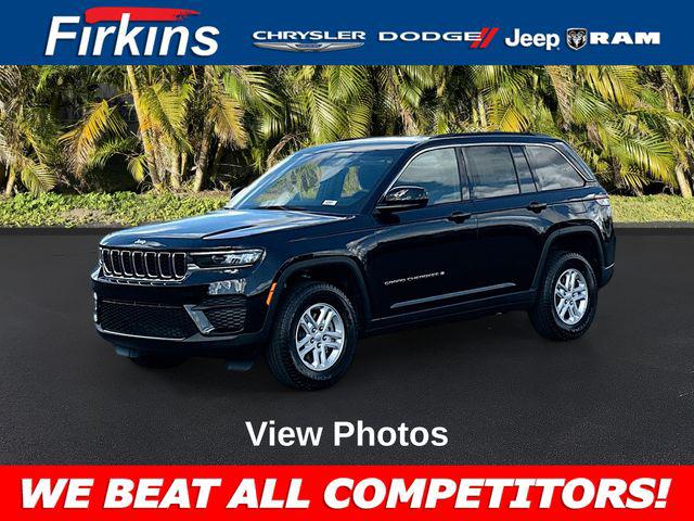 2025 Jeep Grand Cherokee GRAND CHEROKEE LAREDO 4X4