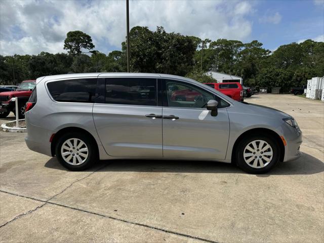 2021 Chrysler Voyager L