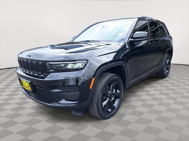 2023 Jeep Grand Cherokee Altitude 4x4