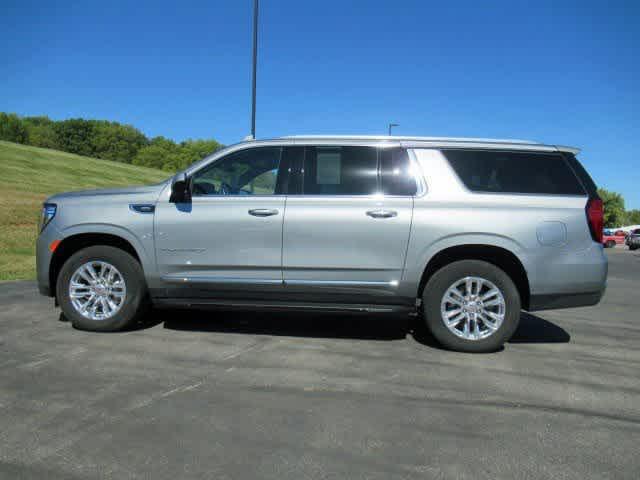 2023 GMC Yukon XL 4WD SLT