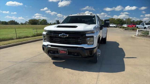 2024 Chevrolet Silverado 3500HD 4WD Crew Cab Long Bed Work Truck