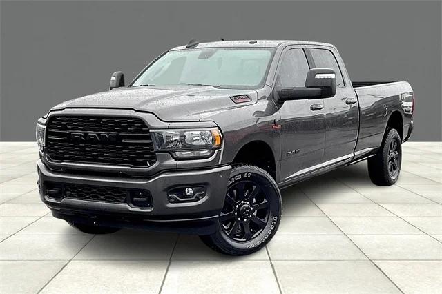 2024 RAM 3500 Big Horn Crew Cab 4x4 8 Box