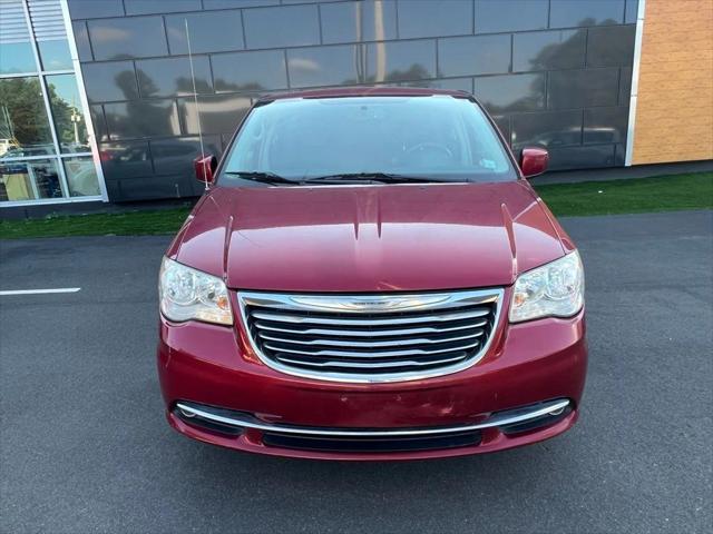 2012 Chrysler Town and Country Touring