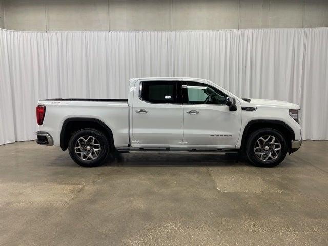 2023 GMC Sierra 1500 4WD Crew Cab Short Box SLT