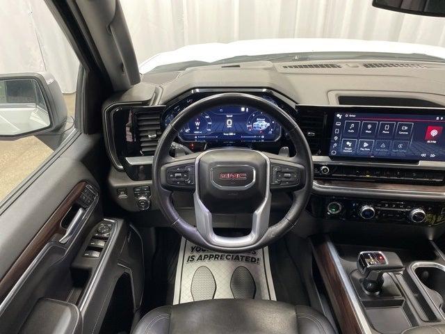 2023 GMC Sierra 1500 4WD Crew Cab Short Box SLT