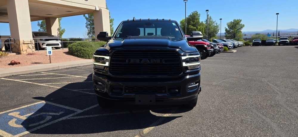 2022 RAM 3500 Laramie Crew Cab 4x4 8 Box