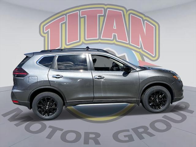 Used 2018 Nissan Rogue SV with VIN 5N1AT2MV8JC813823 for sale in Ozone Park, NY