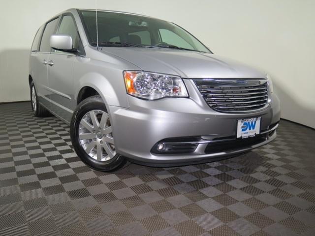 2014 Chrysler Town and Country Touring