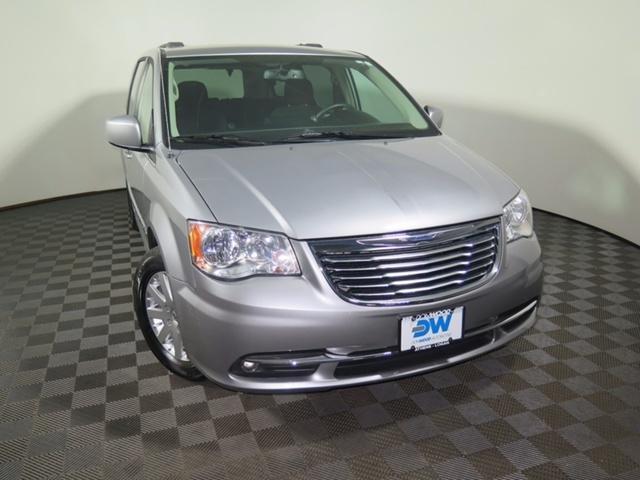2014 Chrysler Town and Country Touring