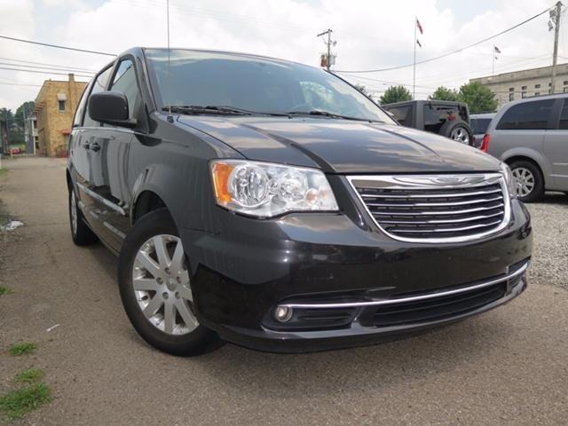 2014 Chrysler Town and Country Touring 2014 Chrysler Town and Country Touring