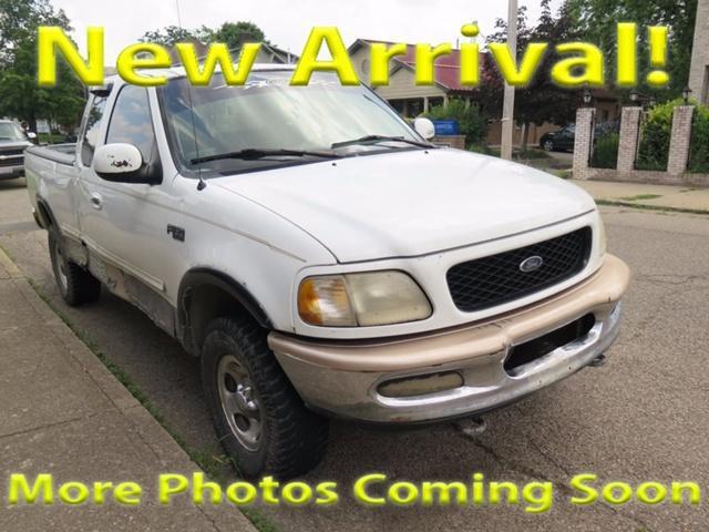 1997 Ford F-150 XLT 1997 Ford F-150 XLT