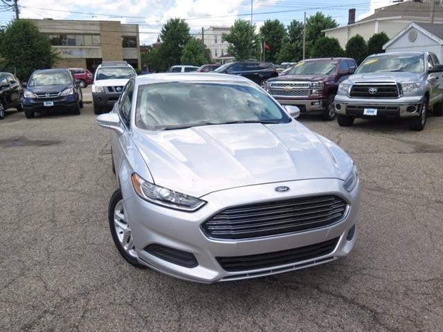 2014 Ford Fusion SE