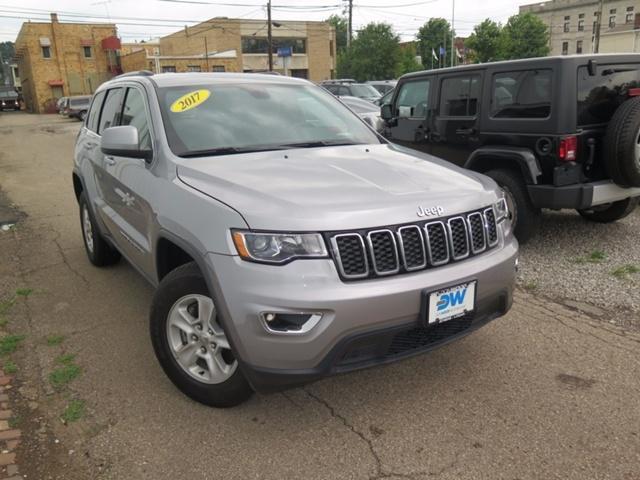 2017 Jeep Grand Cherokee Laredo 4x4