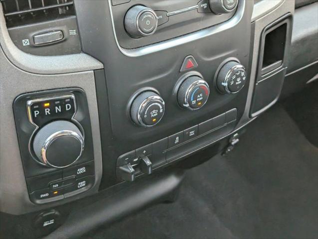 2022 RAM 1500 Classic Tradesman Crew Cab 4x4 57 Box