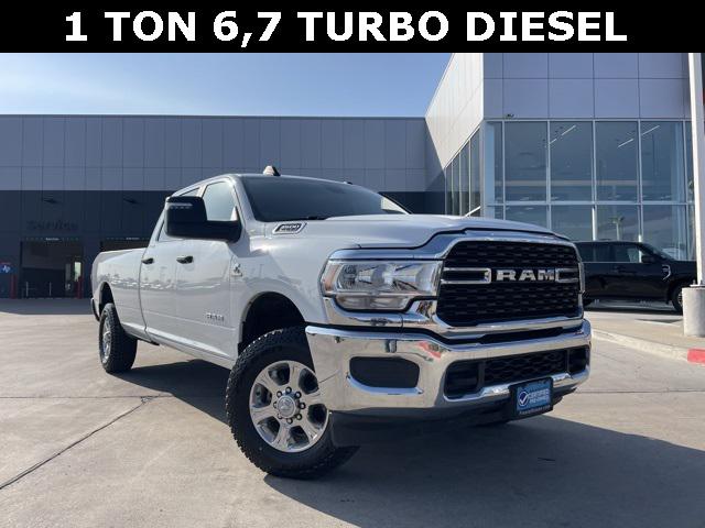 2023 RAM 3500 Big Horn Crew Cab 4x4 8 Box