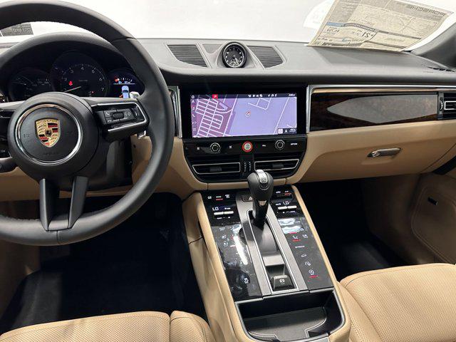 2025 Porsche Macan Macan