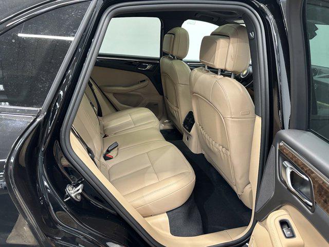 2025 Porsche Macan Macan