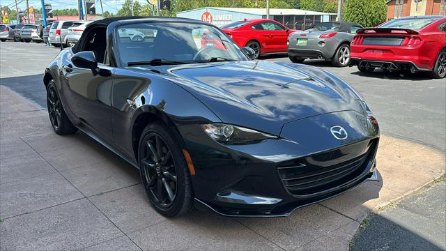 2016 Mazda MX-5 Miata Club 21