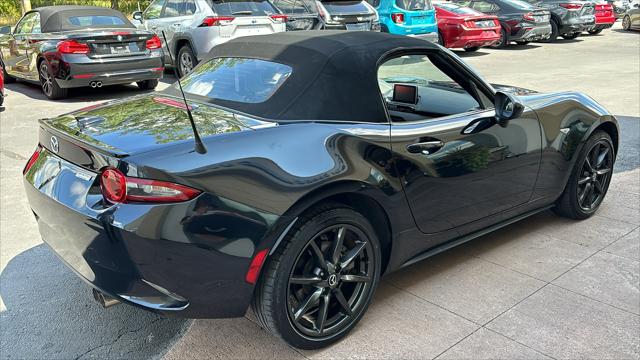 2016 Mazda MX-5 Miata Club 23