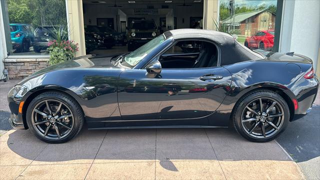 2016 Mazda MX-5 Miata Club 26