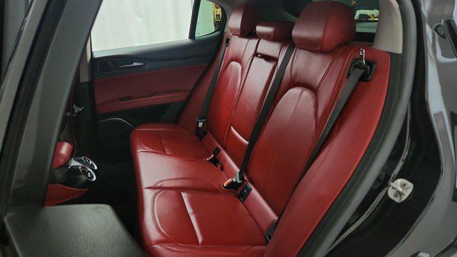 2020 Alfa Romeo Stelvio RWD
