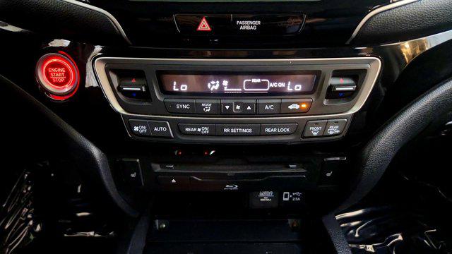 2020 Honda Pilot 2WD Touring 8 Passenger