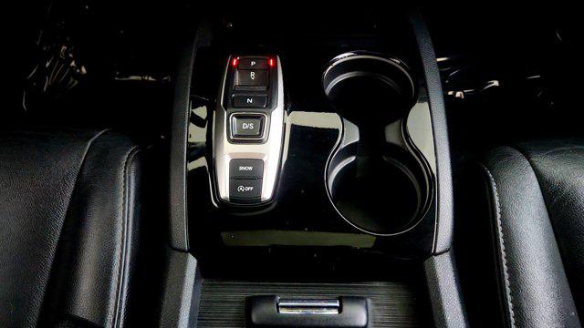 2020 Honda Pilot 2WD Touring 8 Passenger