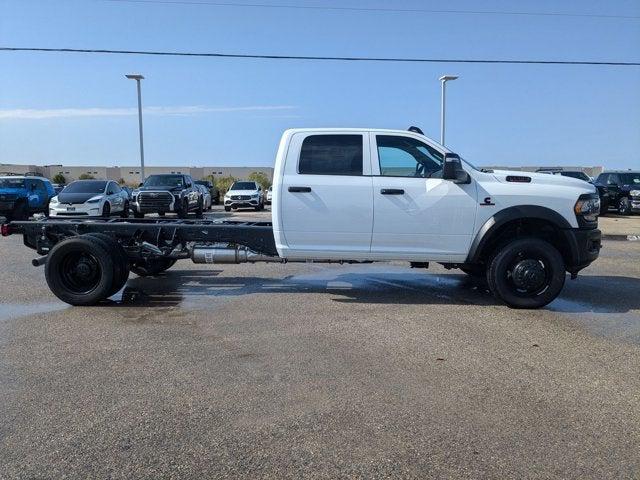 2024 RAM Ram 5500 Chassis Cab RAM 5500 TRADESMAN CHASSIS CREW CAB 4X4 84 CA