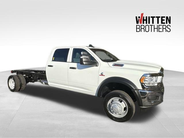 2024 RAM Ram 5500 Chassis Cab RAM 5500 TRADESMAN CHASSIS CREW CAB 4X4 84 CA