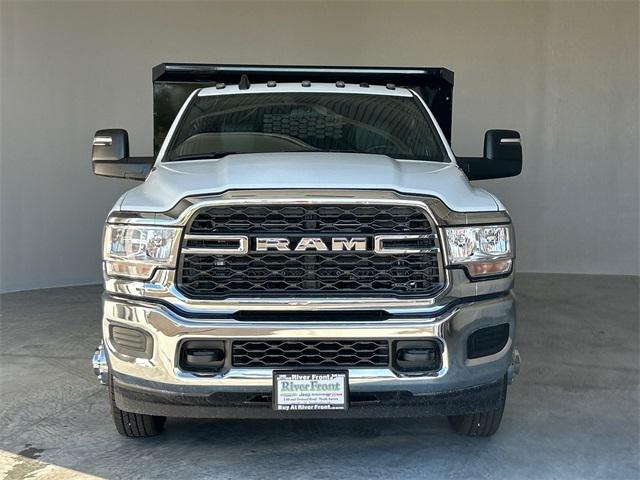 2024 RAM Ram 3500 Chassis Cab RAM 3500 TRADESMAN CREW CAB CHASSIS 4X4 60 CA