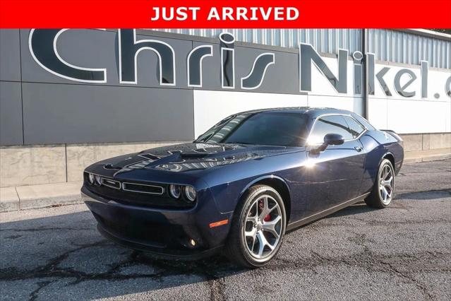 2016 Dodge Challenger SXT Plus