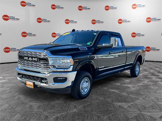 2022 RAM 3500 Limited Crew Cab 4x4 8 Box