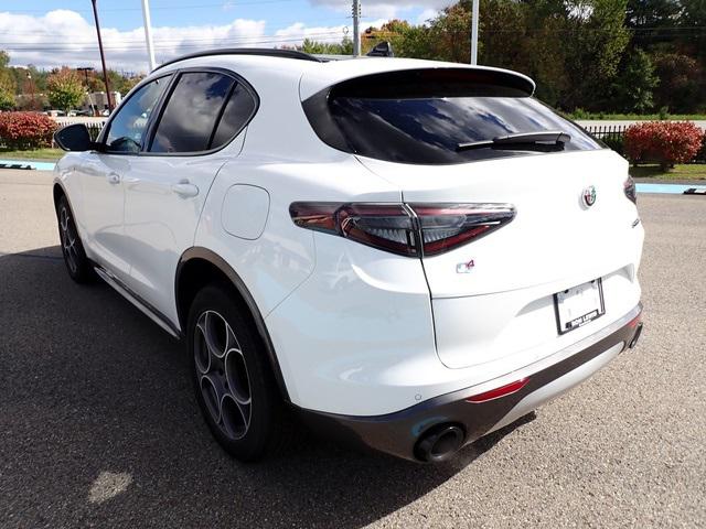 2024 Alfa Romeo Stelvio STELVIO Ti AWD