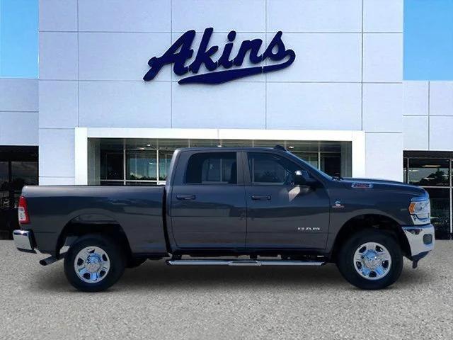 2022 RAM 2500 Big Horn Crew Cab 4x4 64 Box