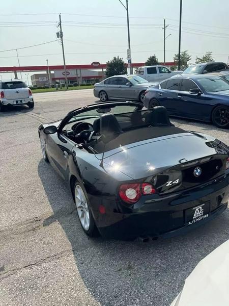 2005 BMW Z4 2.5i