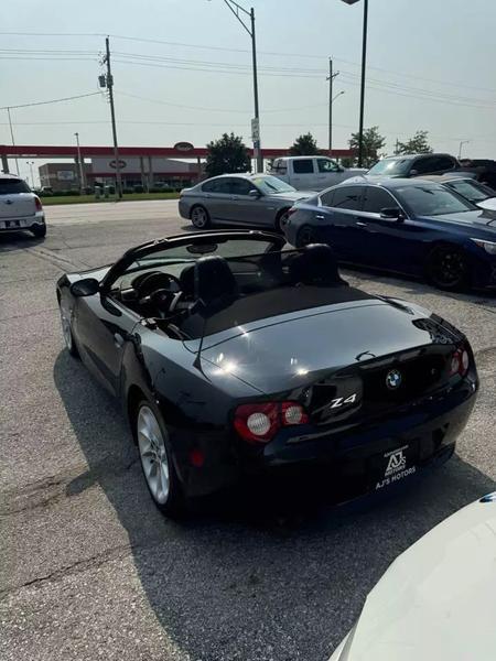 2005 BMW Z4 2.5i