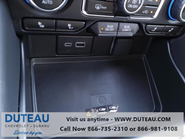 2024 Chevrolet Suburban RST