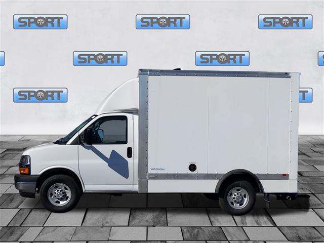 2024 Chevrolet Express Cutaway Work Van