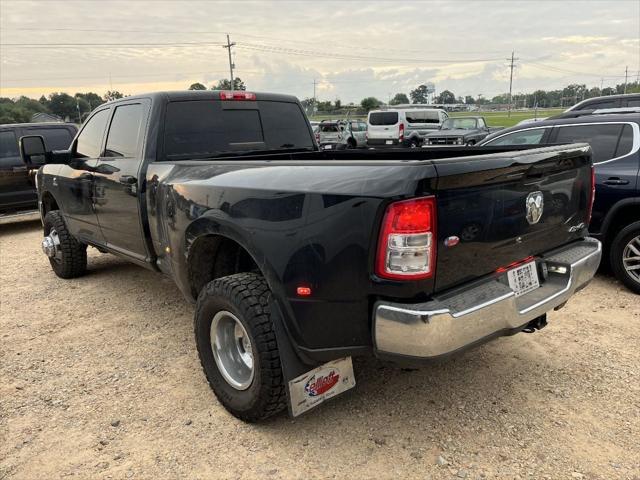 2024 RAM 3500 Tradesman Crew Cab 4x4 8 Box