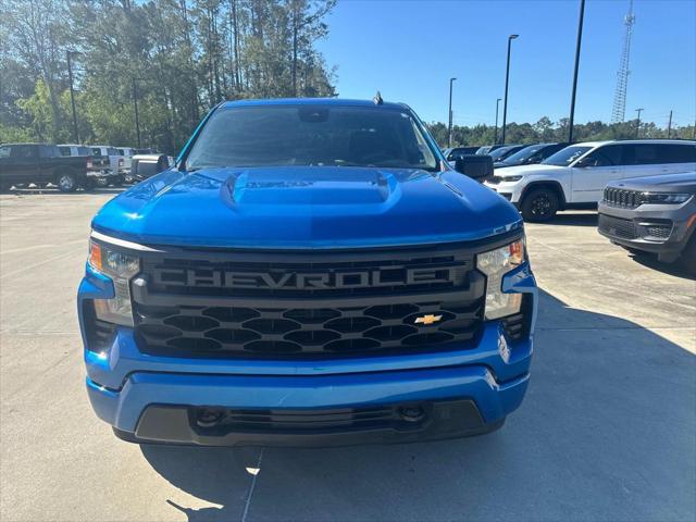 2022 Chevrolet Silverado 1500 4WD Crew Cab Short Bed Custom