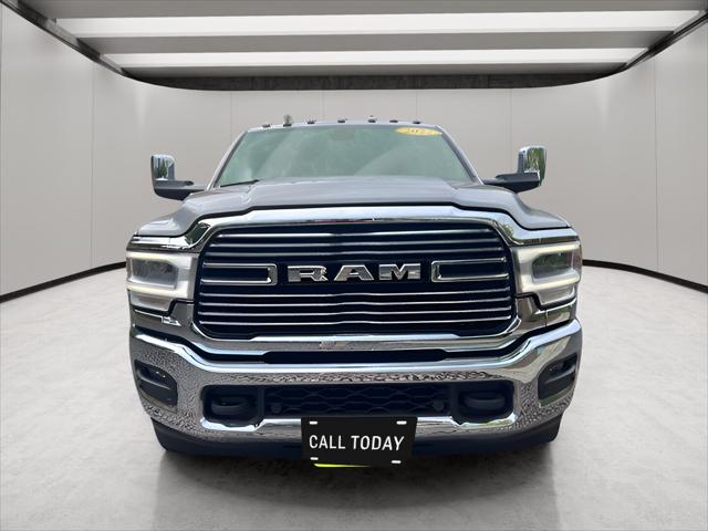 2022 RAM 3500 Laramie Crew Cab 4x4 8 Box