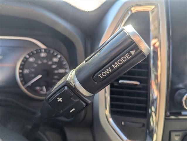 2020 Nissan Titan Crew Cab SV 4x2