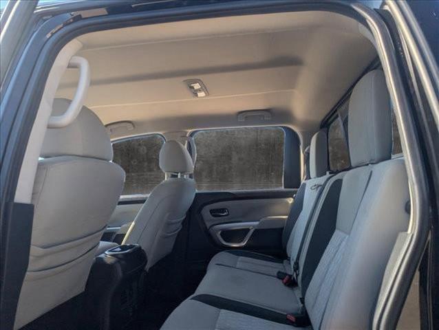 2020 Nissan Titan Crew Cab SV 4x2