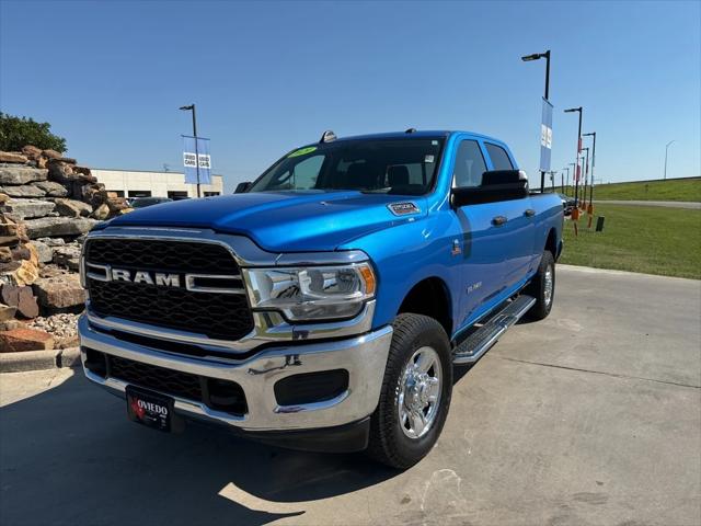 2020 RAM 2500 Tradesman Crew Cab 4X4 64 Box