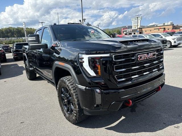 2024 GMC Sierra 3500HD 4WD Crew Cab Standard Bed AT4