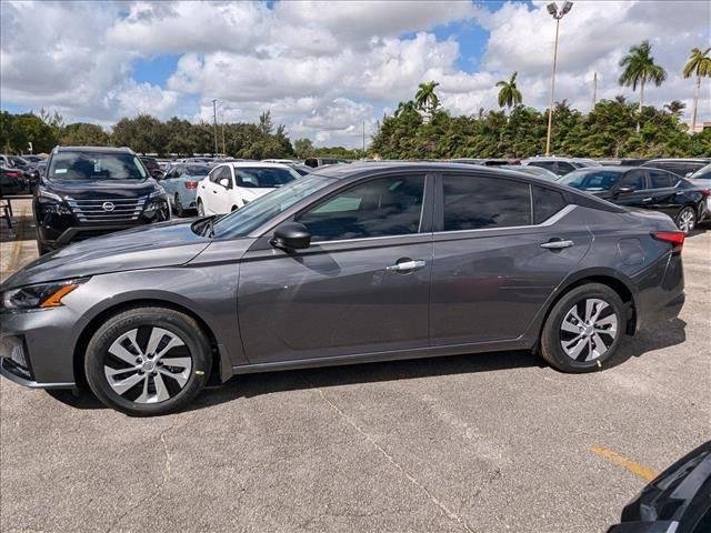 2025 Nissan Altima S FWD