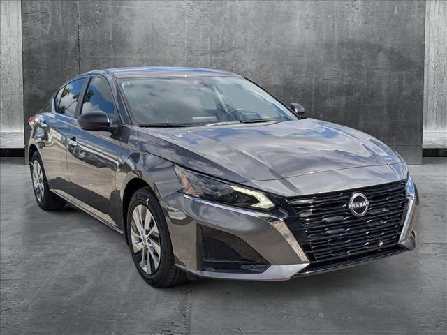 2025 Nissan Altima S FWD