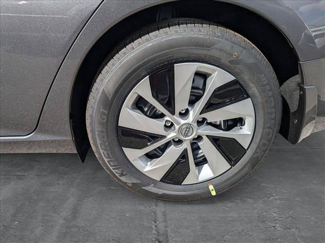 2025 Nissan Altima S FWD